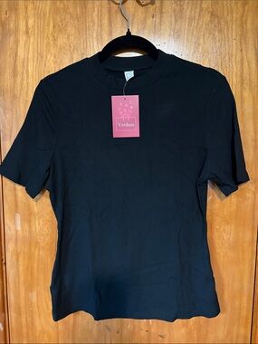 NWT Verdusa Black Ribbed Short Sleeve Tee - Size L